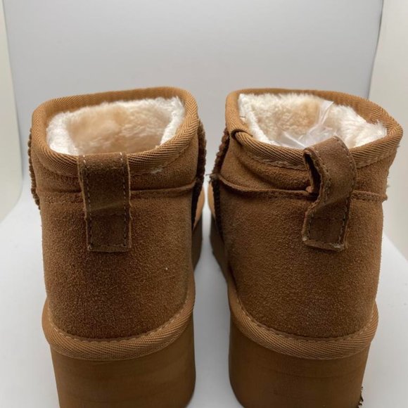 CUSHIONAIRE Women's COZY Genuine Suede pull on platform boot CHESTNUT 7.5 - Picture 4 of 6